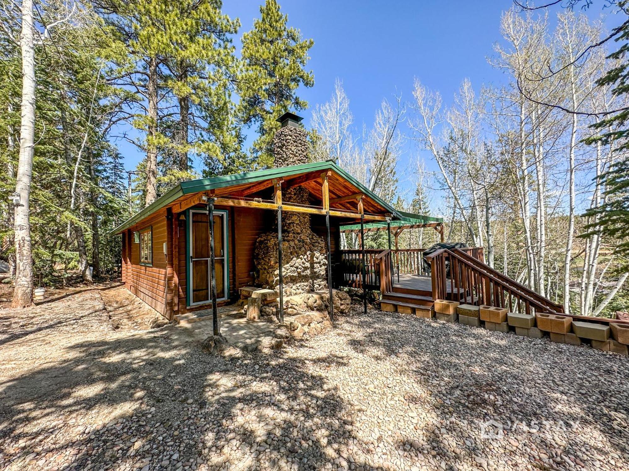 Village Vibes Deck And Bbq Duck Creek Village Exterior photo